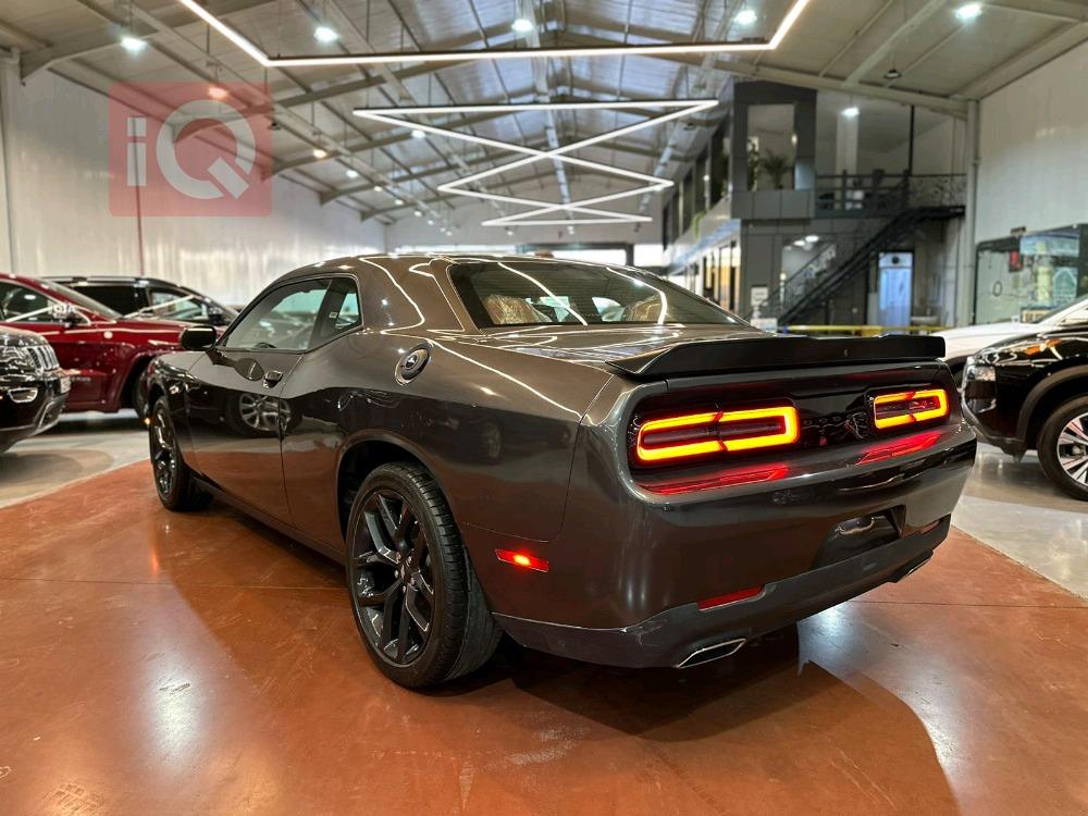 Dodge Challenger